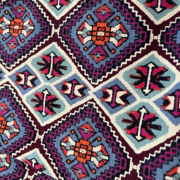 new!! graphic colorful tribal pattern shorts - Picture 2 of 5